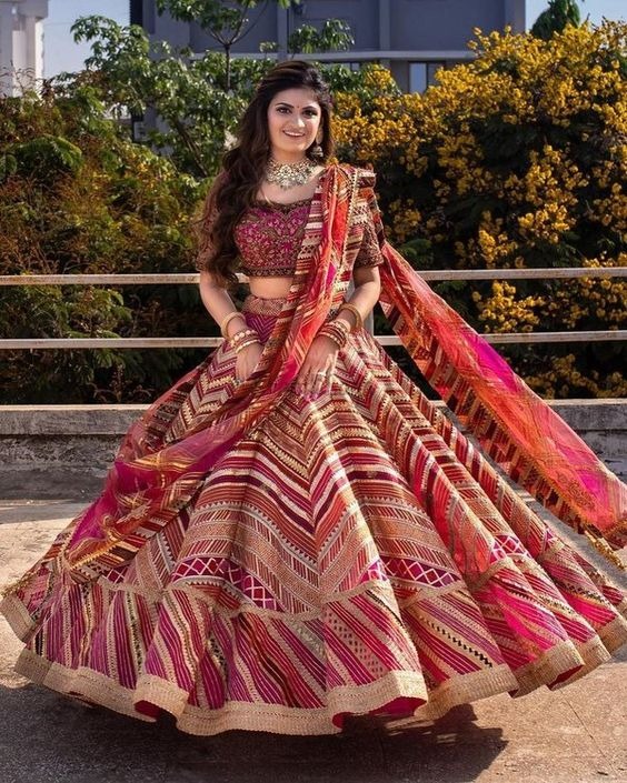 10 best Indian best Sari styles to consider for weddings (Photos)