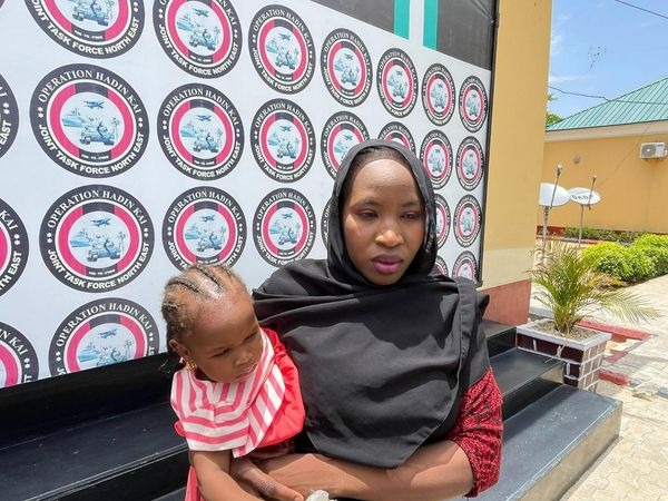 Two chibok girls rescued in Borno state with their babies (Photos)