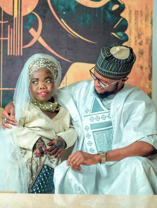 64043889 43ae 4acb 9f70 1e07b35ef0ef