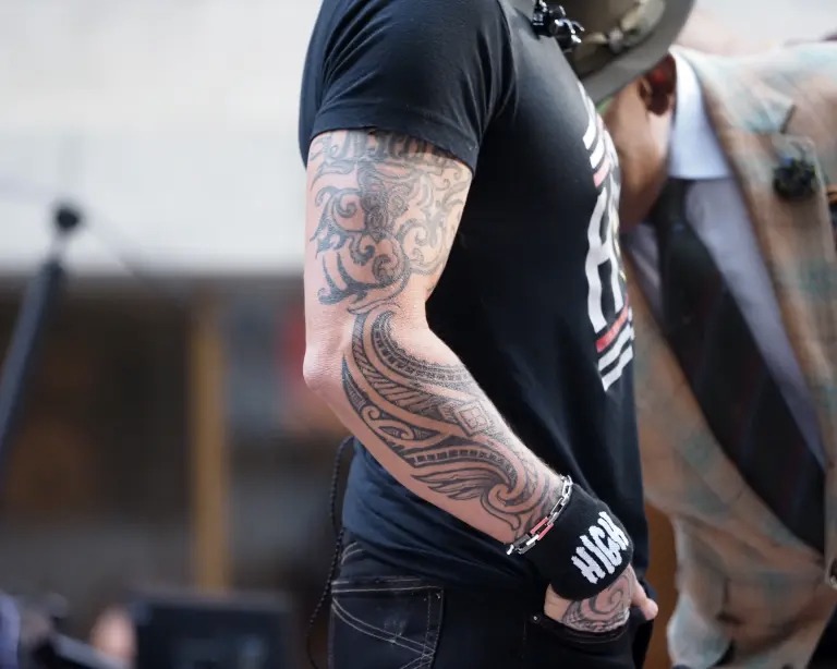 9eb7e6f1 71d5 4178 b682 05ee45896c7d 1