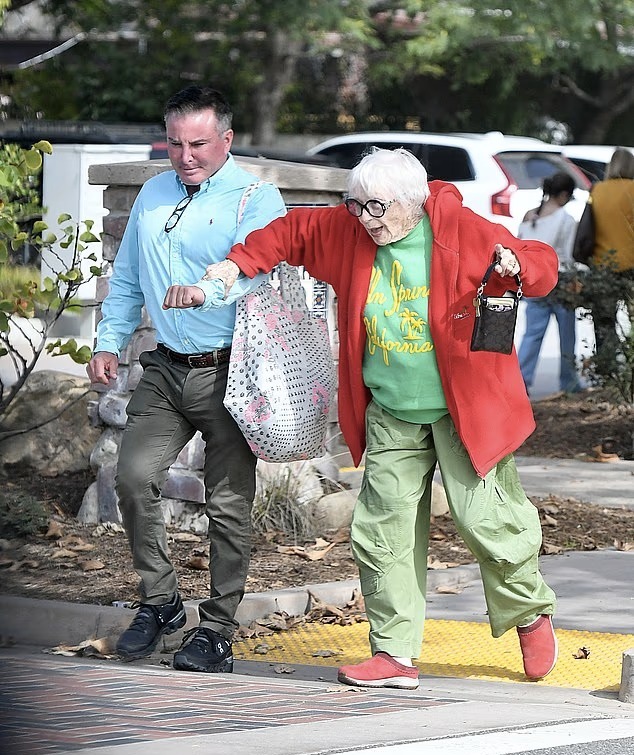 b1f6b417 7607 4204 9b8f 1df5c8259309