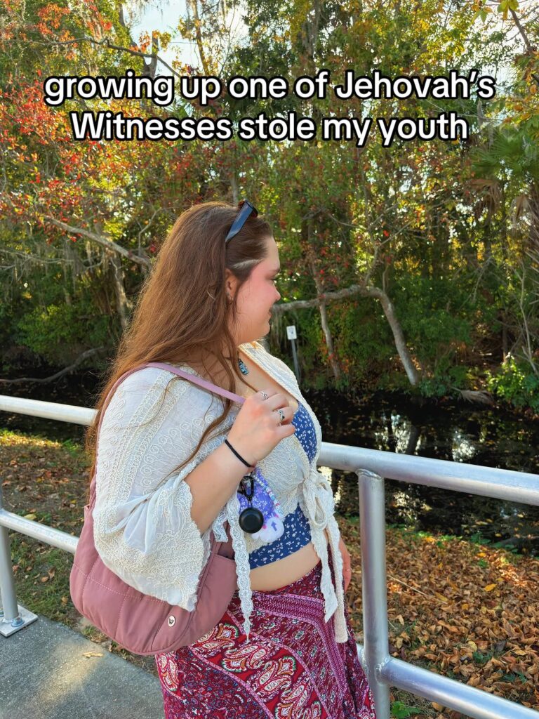 ੈ✩‧₊˚༺ charlotte ༻ ੈ✩‧₊˚ 7580792689138978062 Slide0